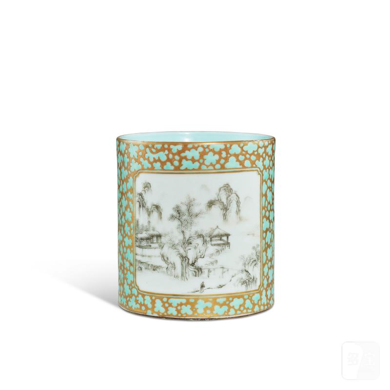 A turquoise-ground gilt and grisaille-decorated 'landscape' brushpot, Seal mark and period of Qianlong | 清乾隆 松石綠地墨彩描金山水圖筆筒 《大清乾隆年製》款 - 图1